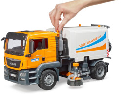 Bruder MAN TGS zametací vozidlo 1:16